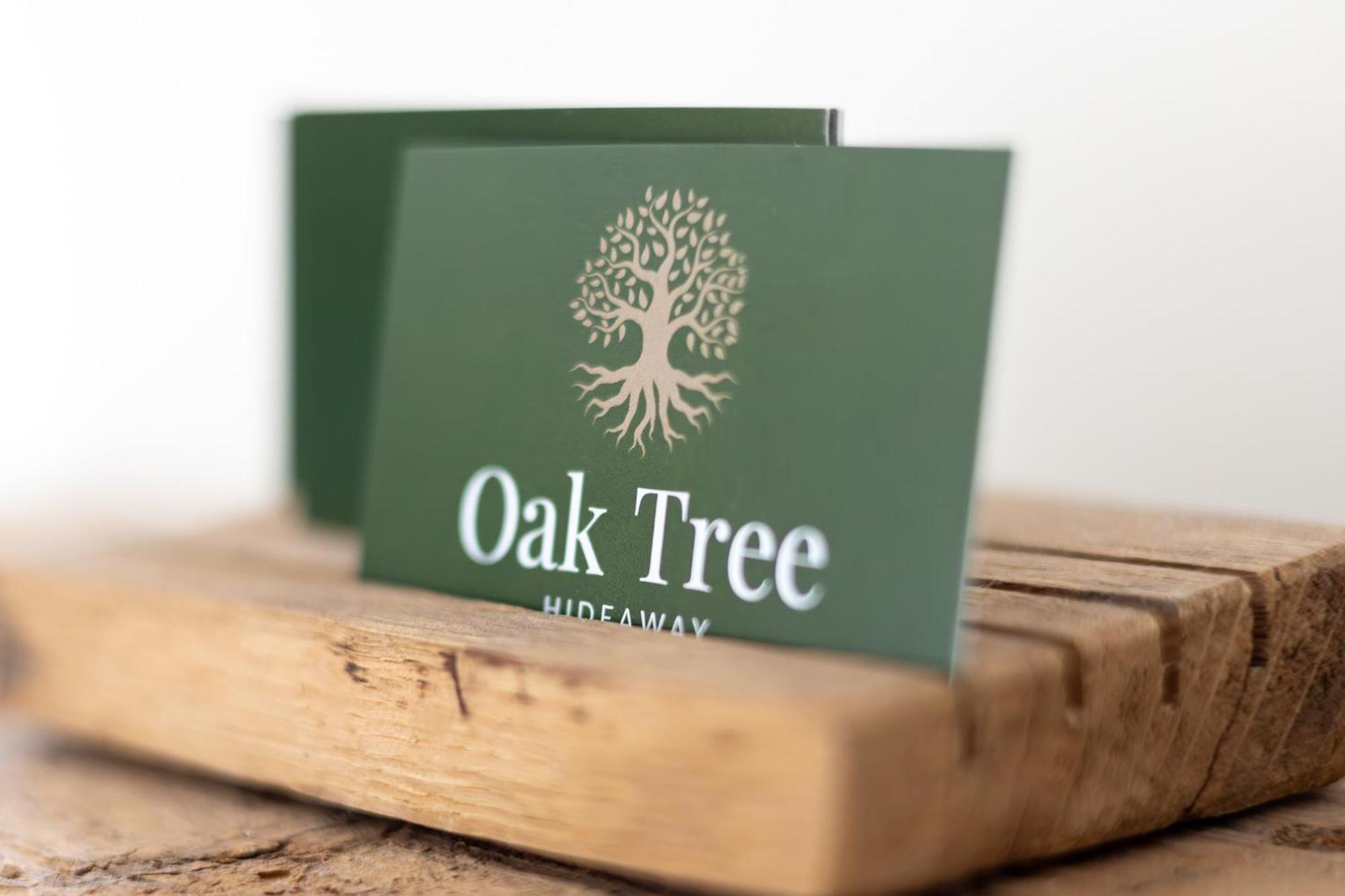 Villa Oak Tree Hideaway Whitchurch  Esterno foto