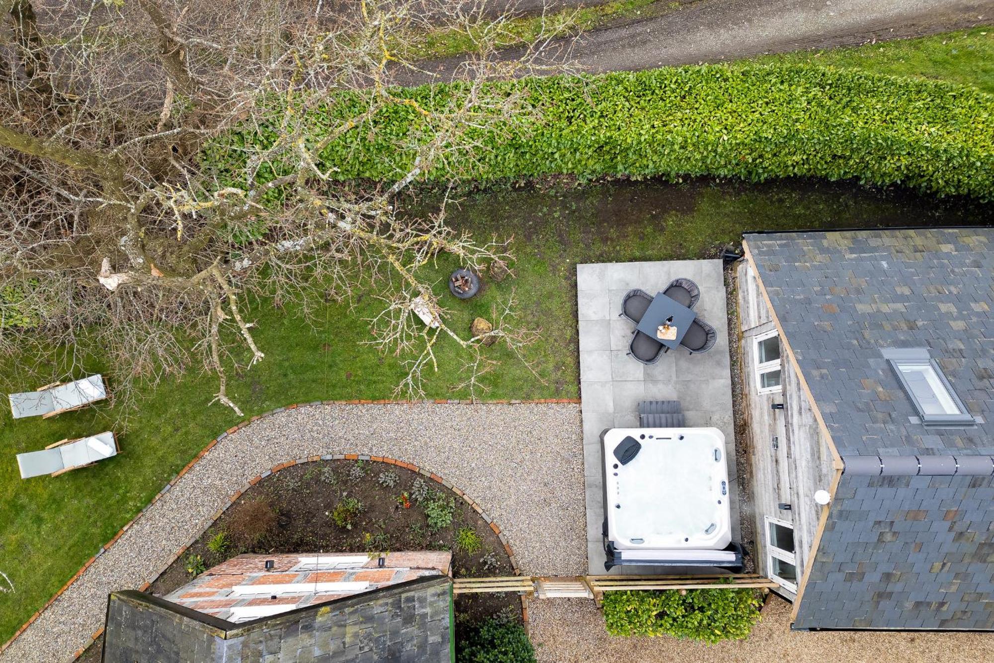 Villa Oak Tree Hideaway Whitchurch  Esterno foto