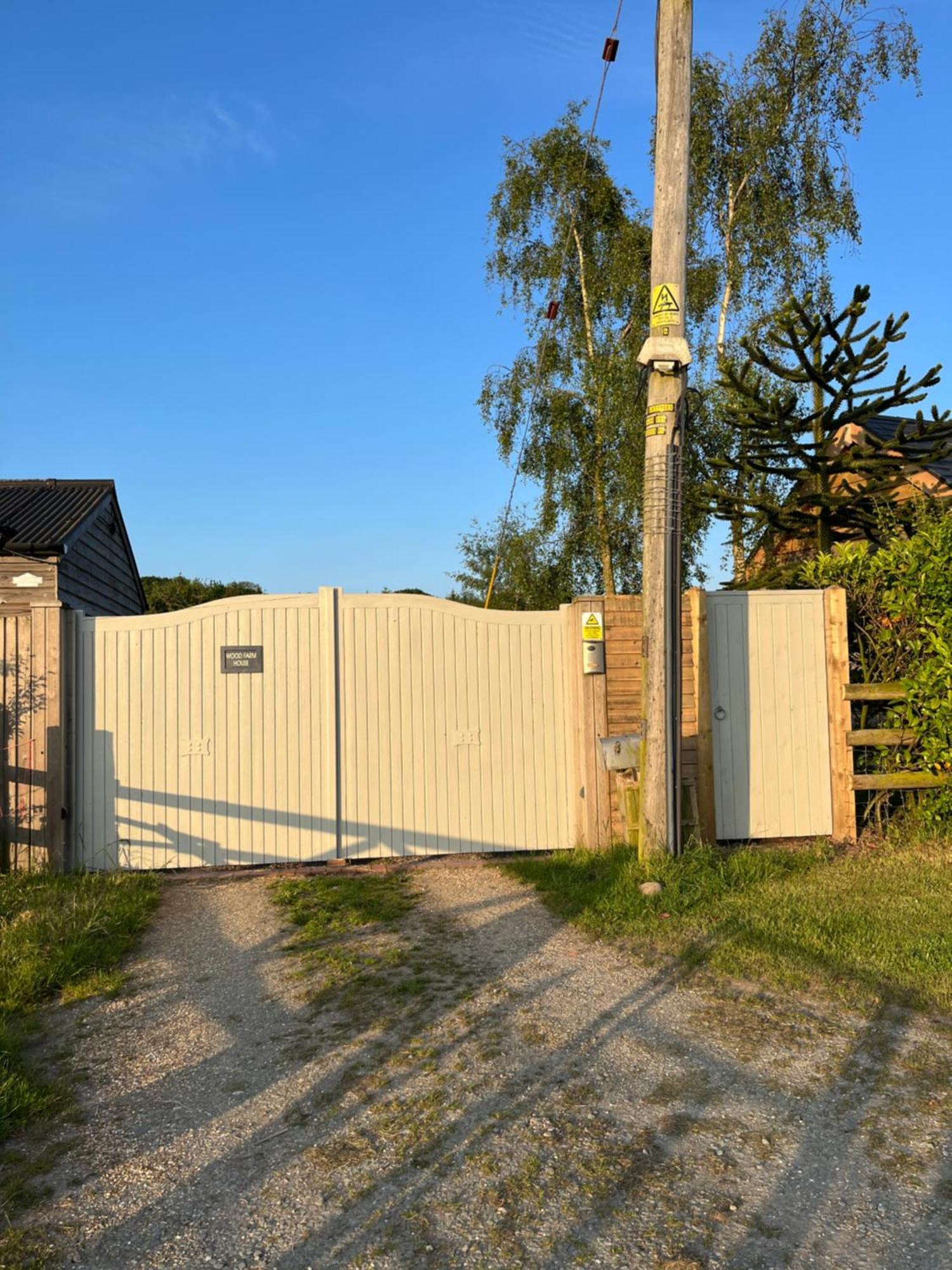 Villa Oak Tree Hideaway Whitchurch  Esterno foto