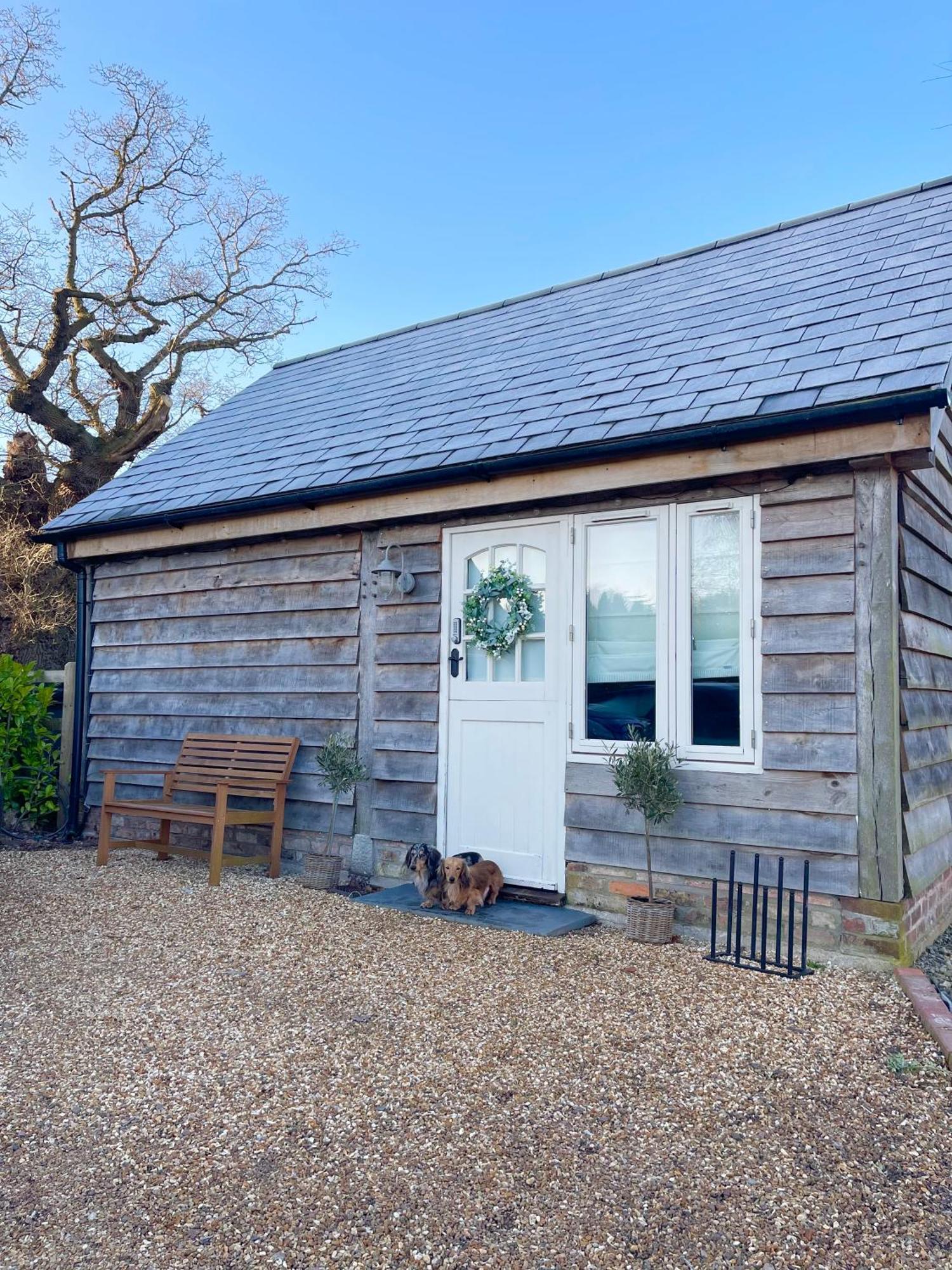 Villa Oak Tree Hideaway Whitchurch  Esterno foto